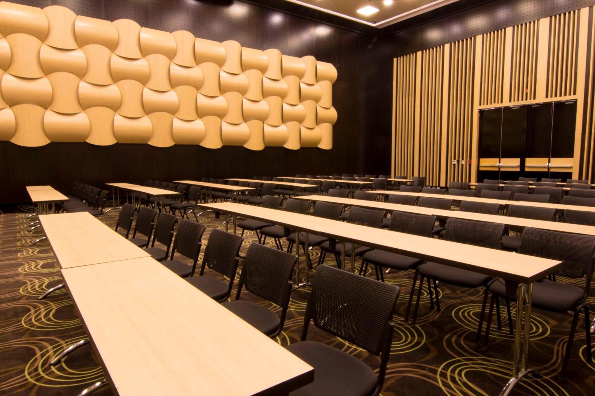 Sonesta Hotel Pereira Cerritos Exterior foto The meeting room